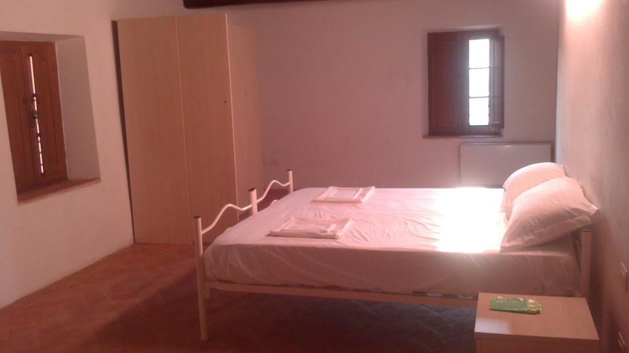 Hostal Badia Altopascio Dış mekan fotoğraf