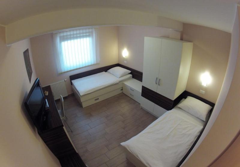 Hostal Badia Altopascio Dış mekan fotoğraf