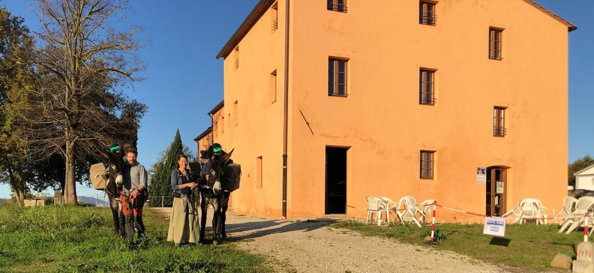 Hostal Badia Altopascio Dış mekan fotoğraf